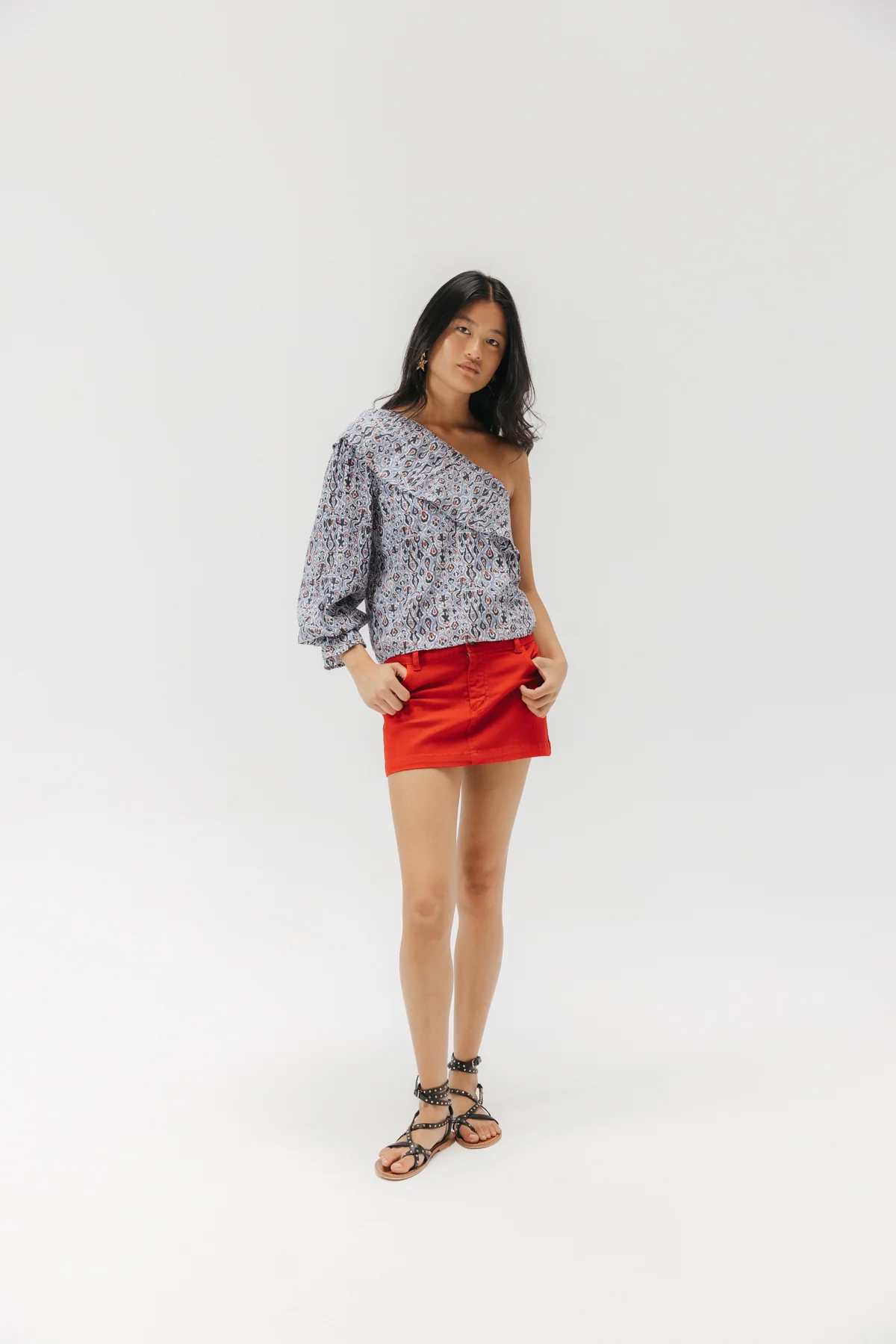 BLUSA TEEN ASIMÉTRICA ESTAMPADO GEOMÉTRICO MULTICOLOR - Image 3