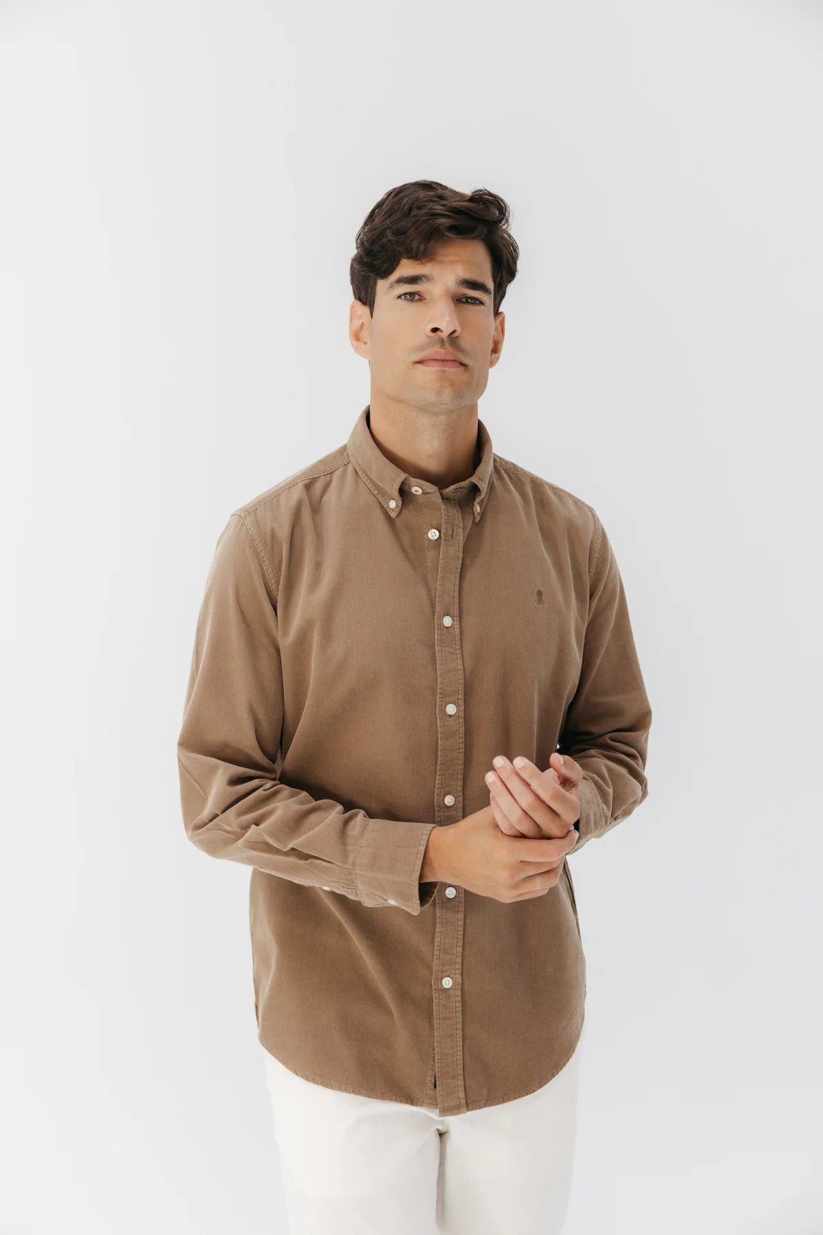 CAMISA CASUAL CORDUROY TINTADA TOPO - Image 3