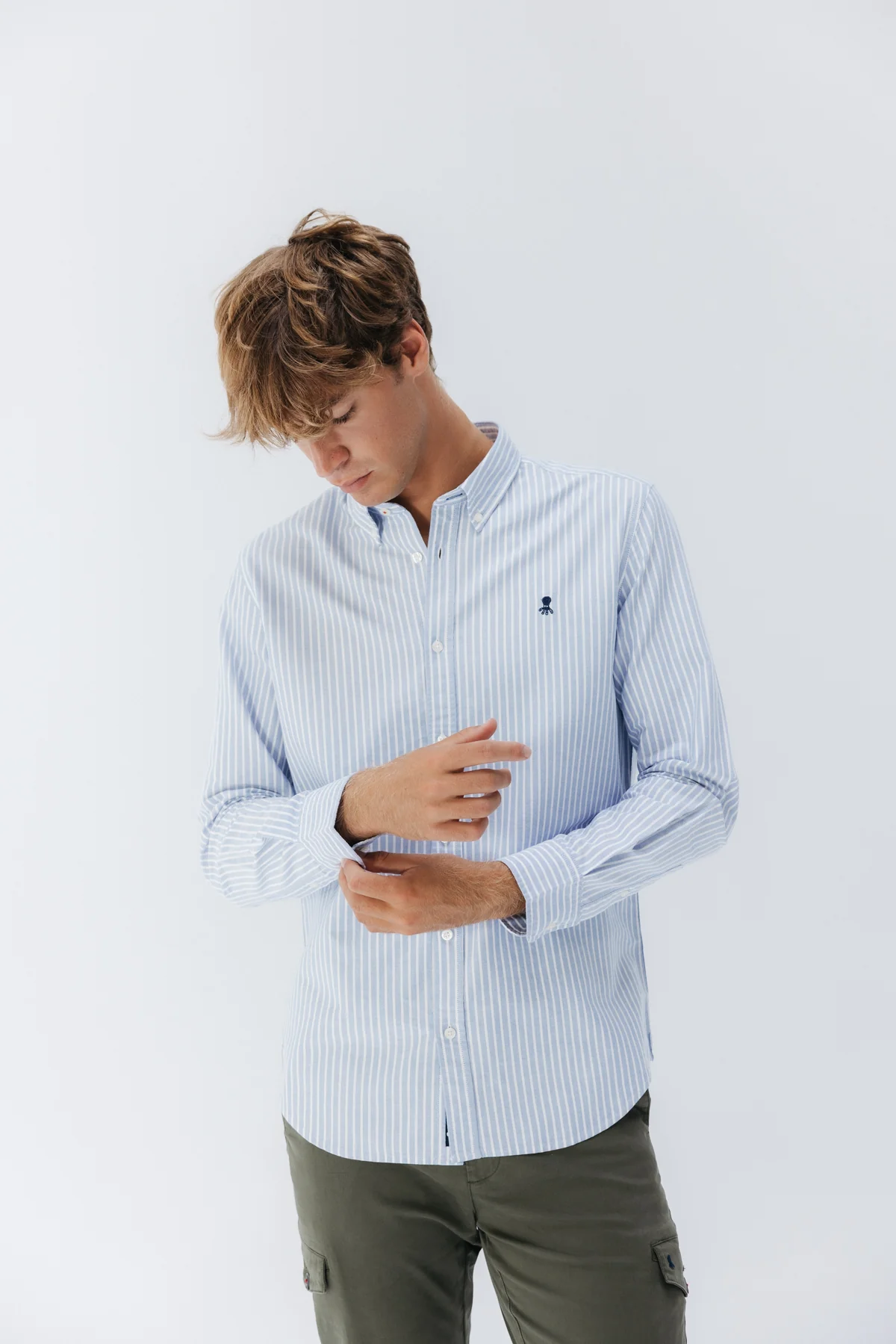 CAMISA CASUAL OXFORD RAYA ANCHA AZUL - Image 2