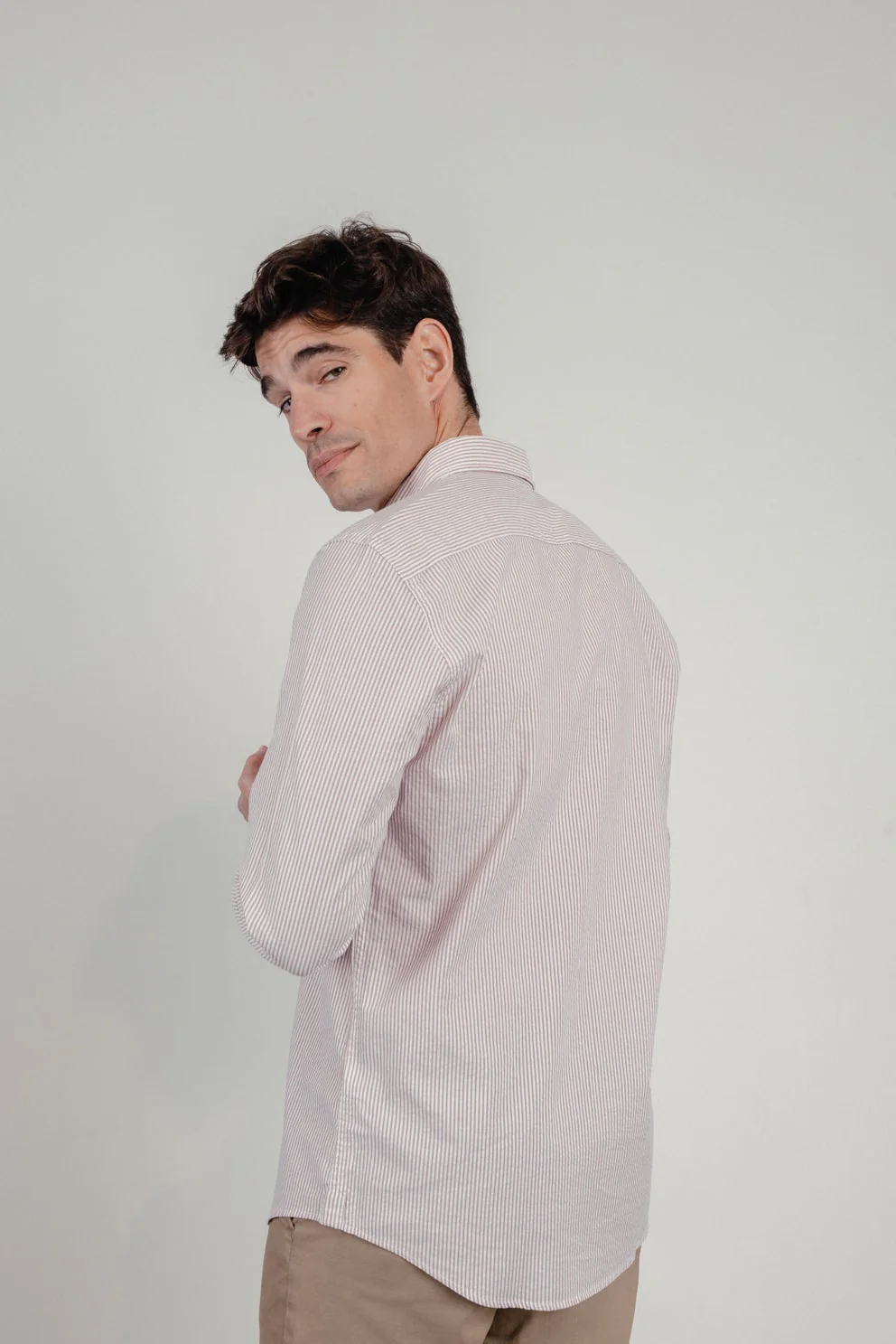 Camisa casual popelín raya pequeña canela - Image 5
