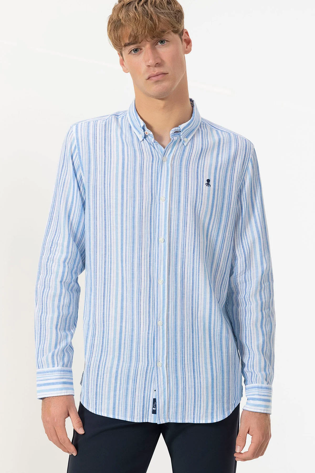 CAMISA CUELLO BOTÓN LINO MULTI RAYAS AZUL MULTICOLOR - Image 2