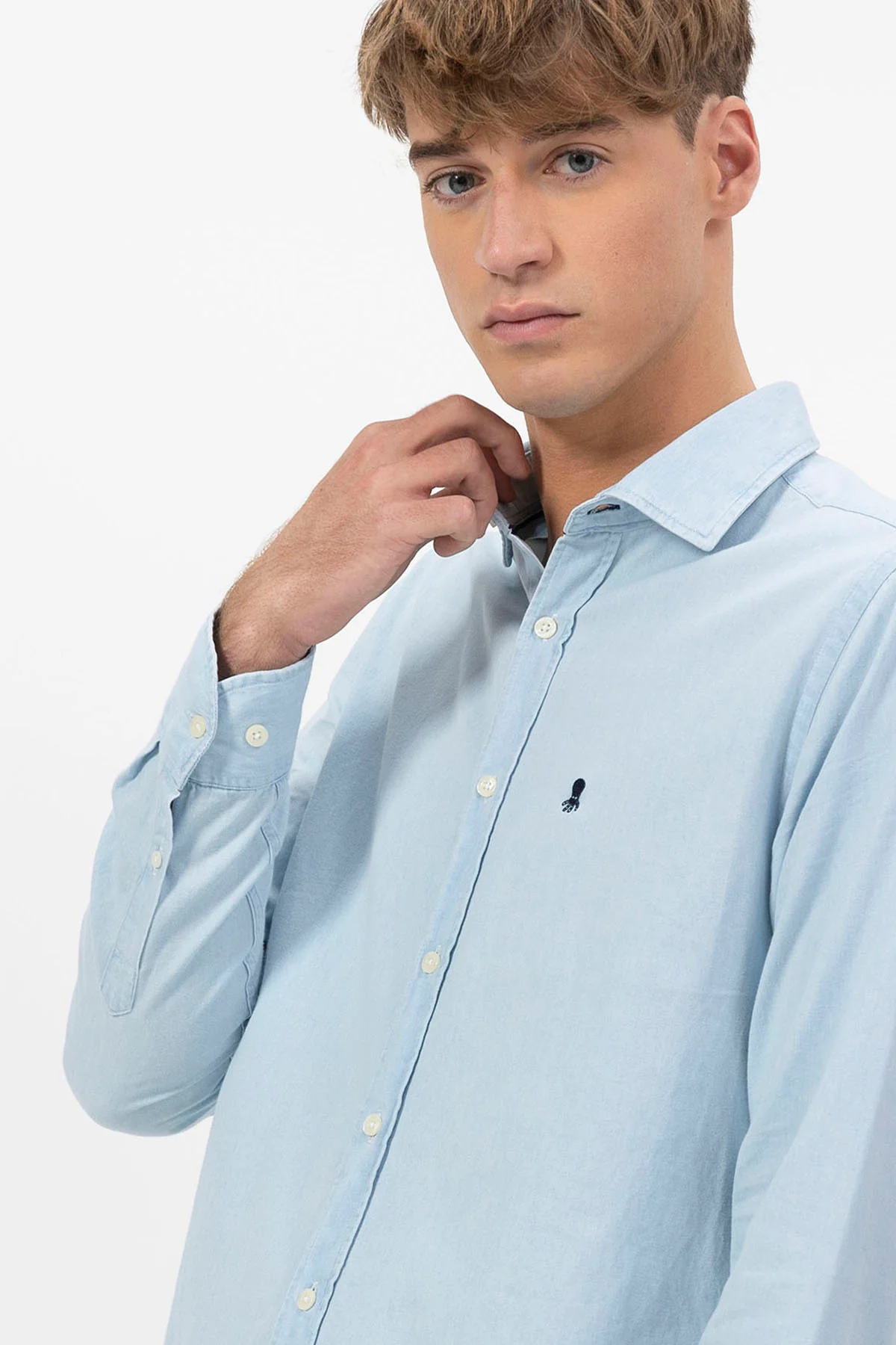CAMISA CUELLO ITALIANO DENIM ÍNDIGO BLEACH - Image 4