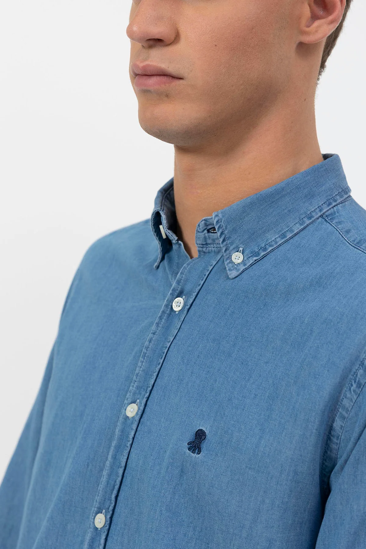 CAMISA DENIM STONE WASHED ÍNDIGO OSCURO - Image 4