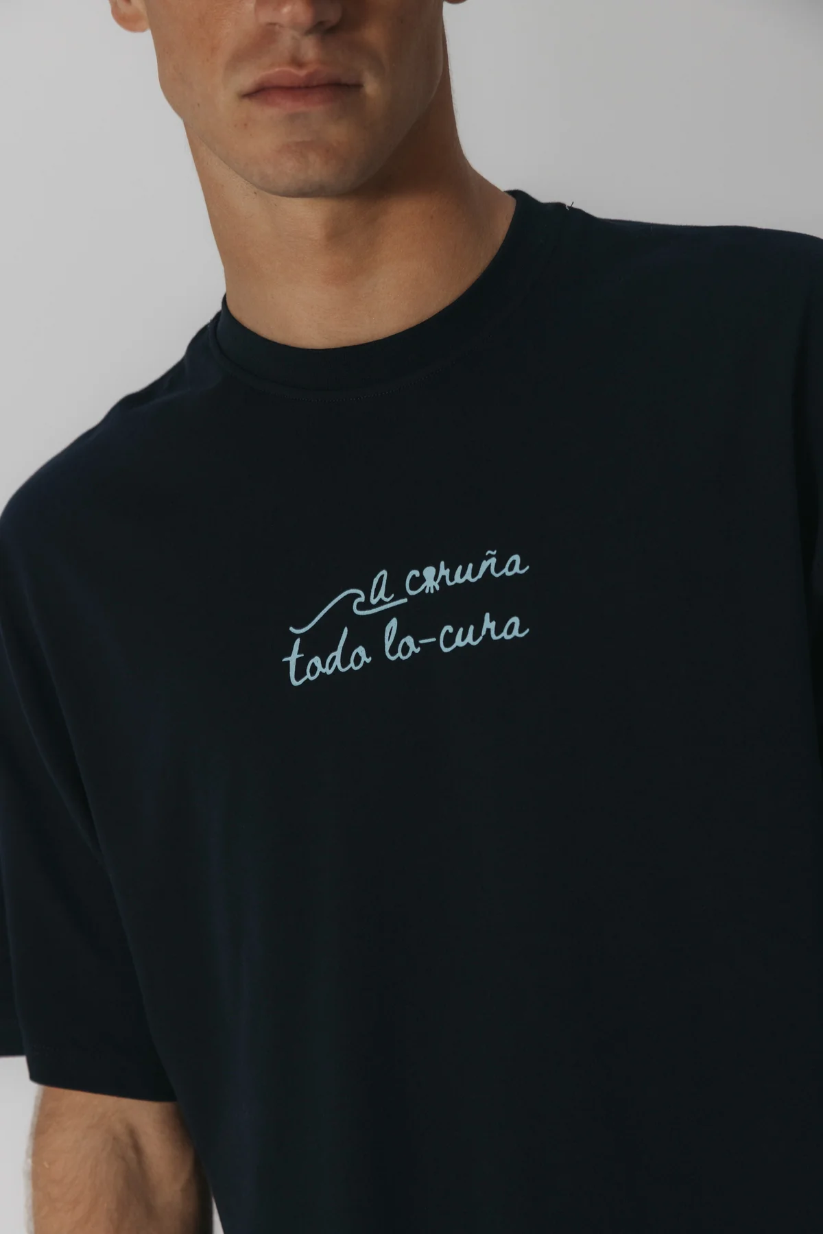 Camiseta A Coruña todo locura azul marino - Image 5