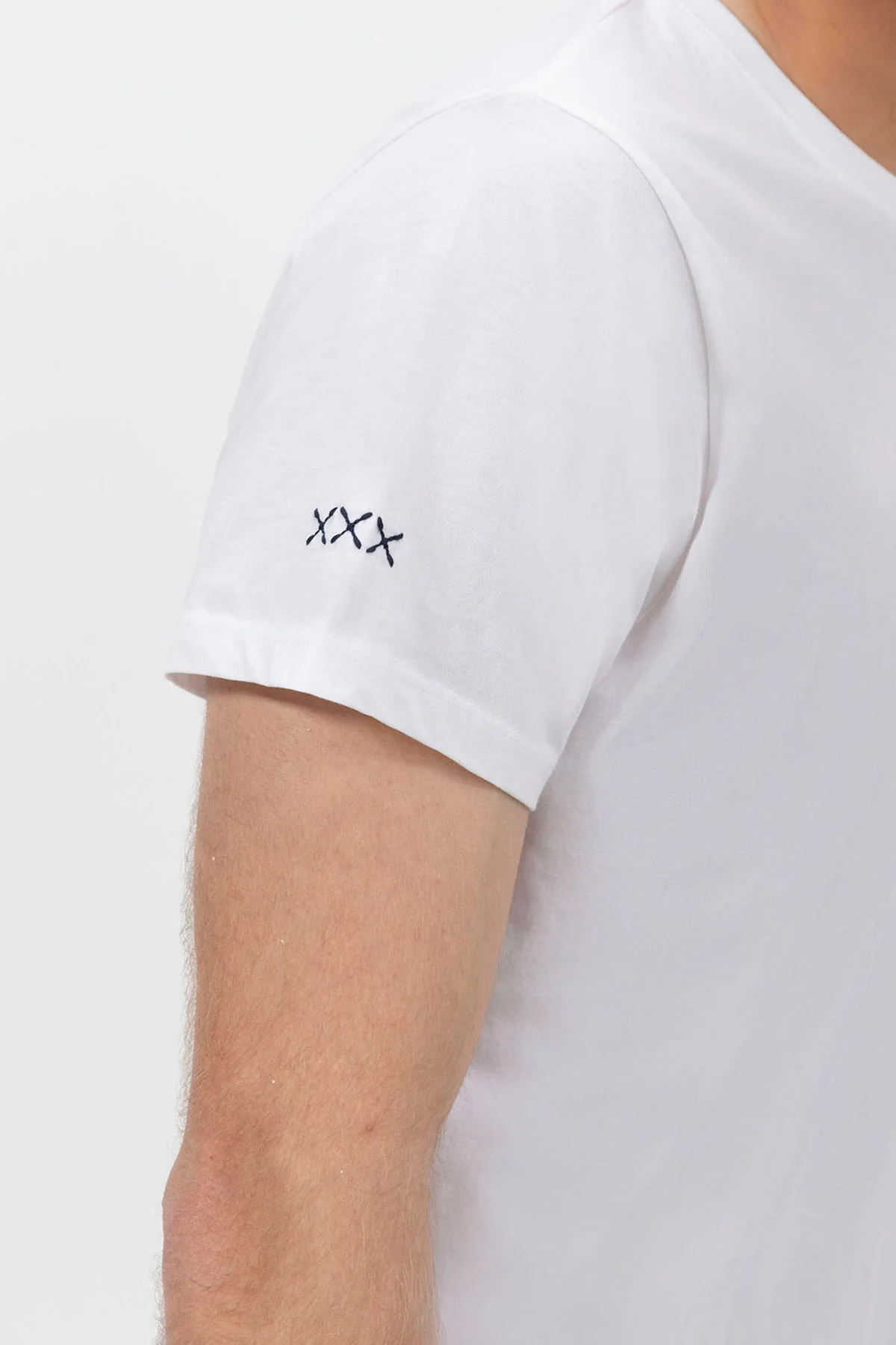 CAMISETA BÁSICA BORDADO A CONTRASTE BLANCO PURO - Image 4