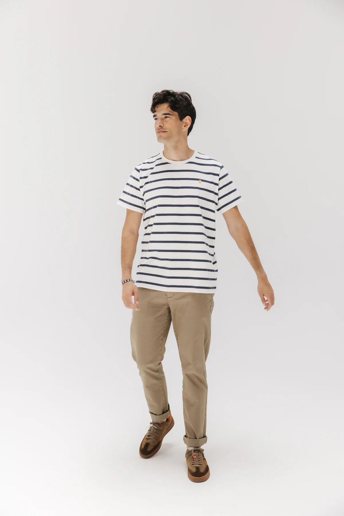 CAMISETA BÁSICA BORDADO RAYAS BLANCO PURO - Image 6