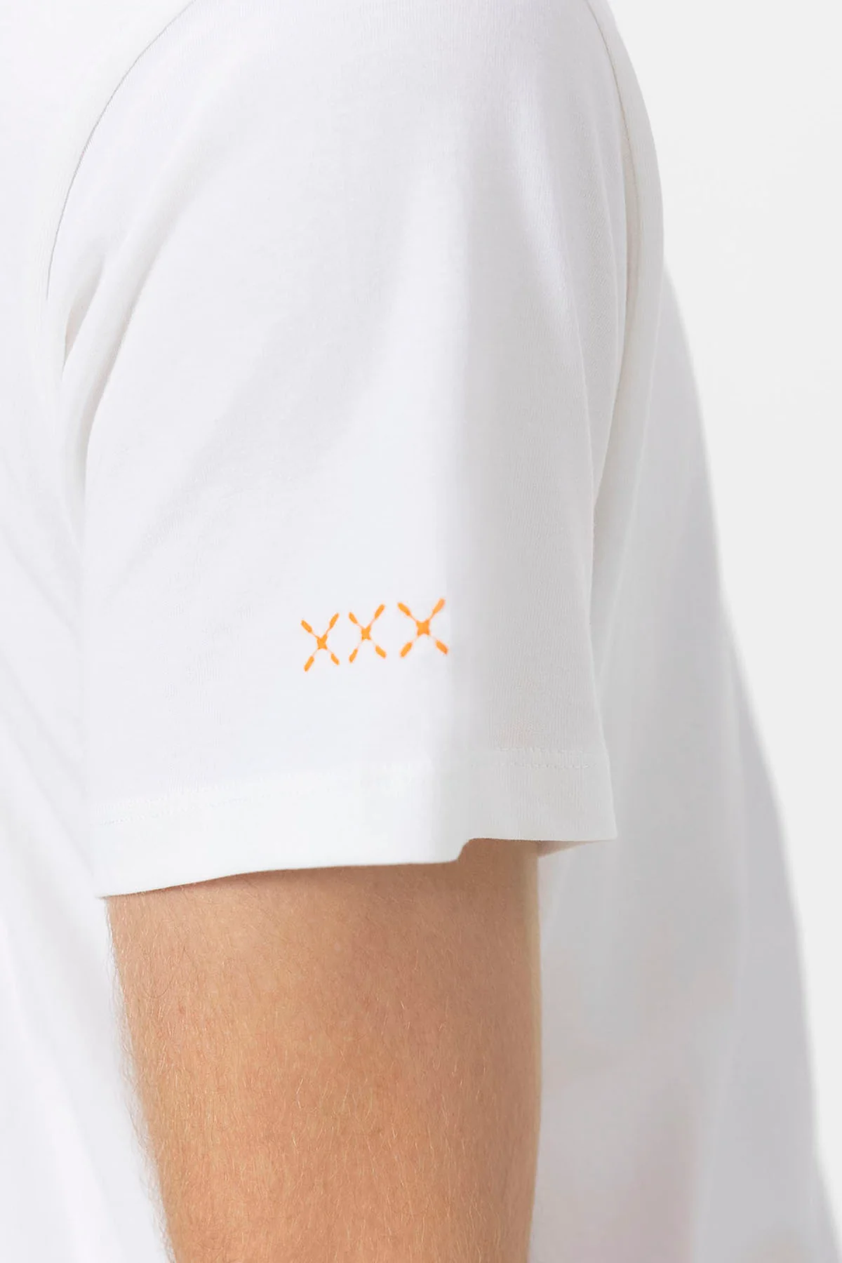 CAMISETA  EL MAR TODO LO-CURA BLANCO PURO - Image 5