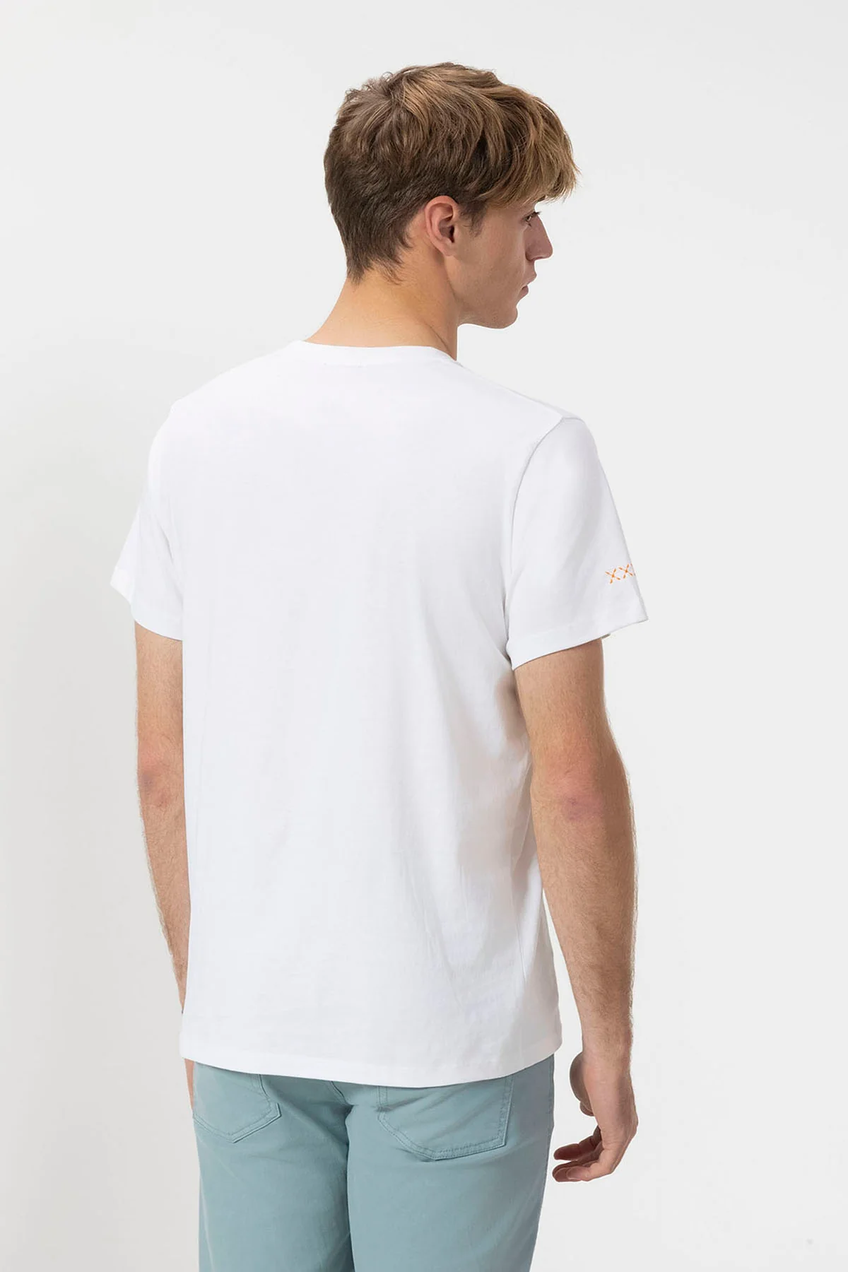 CAMISETA  EL MAR TODO LO-CURA BLANCO PURO - Image 6