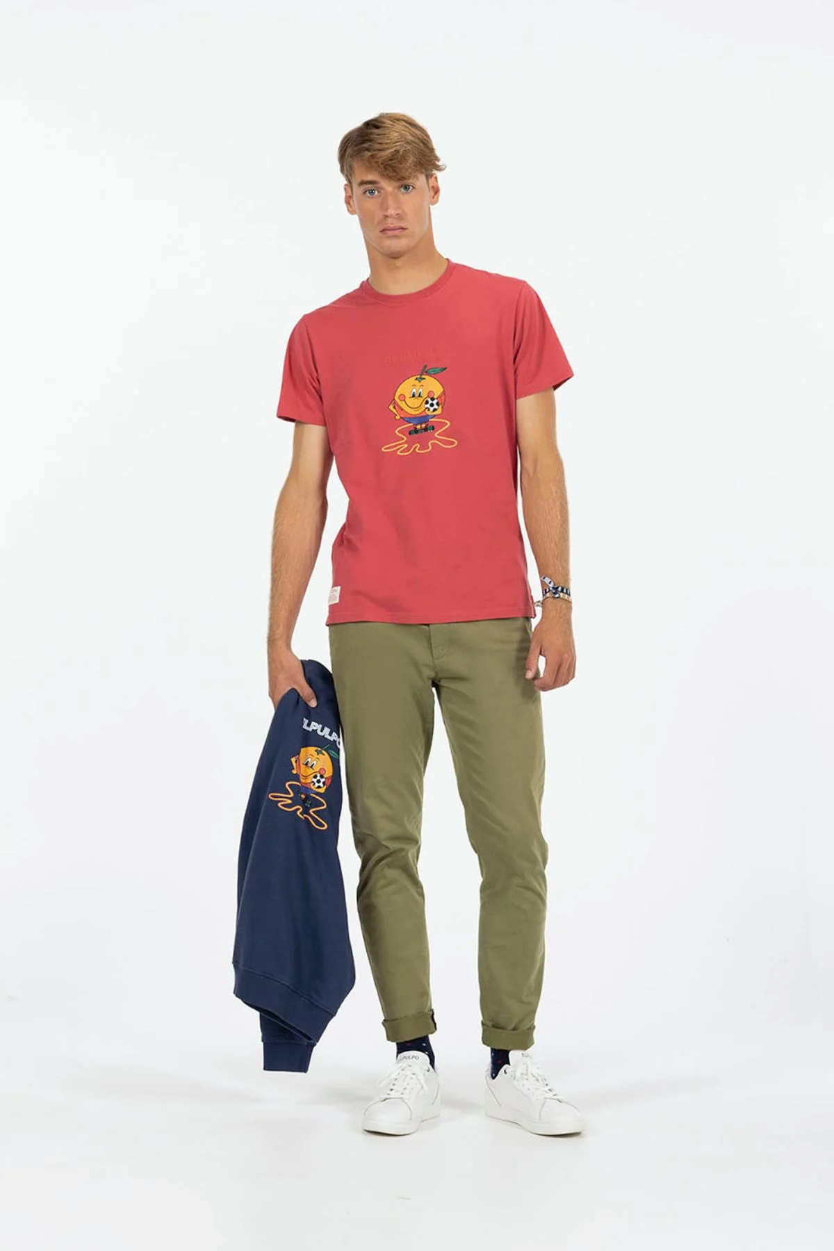 CAMISETA ESTAMPADO ELPULPO Y NARANJITO ROJO DELAVÉ - Image 3