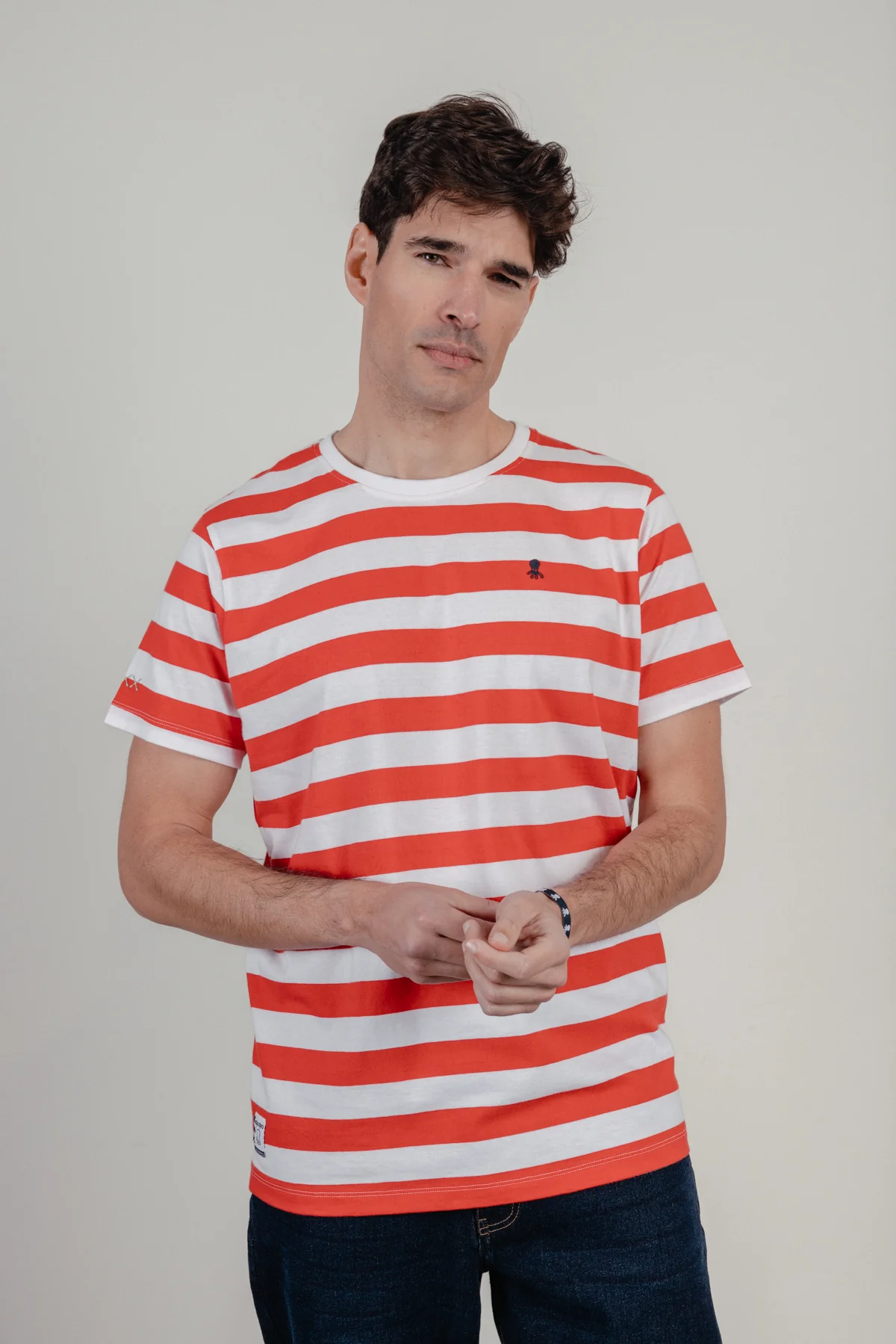 Camiseta rayas etiqueta oasis rojo - Image 2