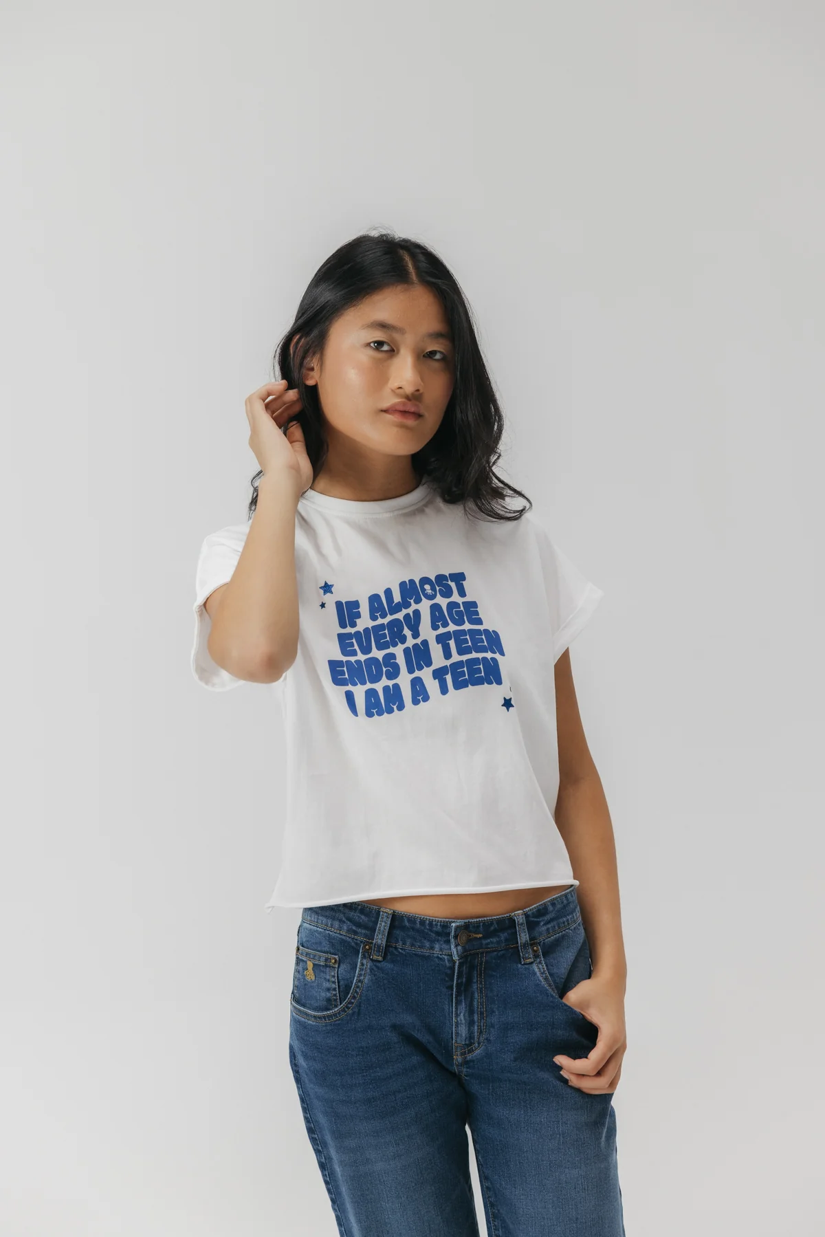 CAMISETA TEEN ESTAMPADO MENSAJE BLANCO PURO - Image 5