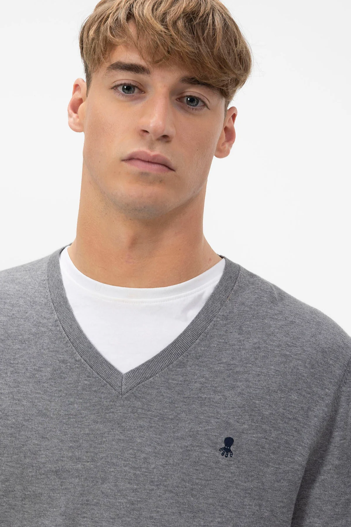 JERSEY DE PUNTO CREPE CUELLO PICO GRIS VIGORÉ - Image 4