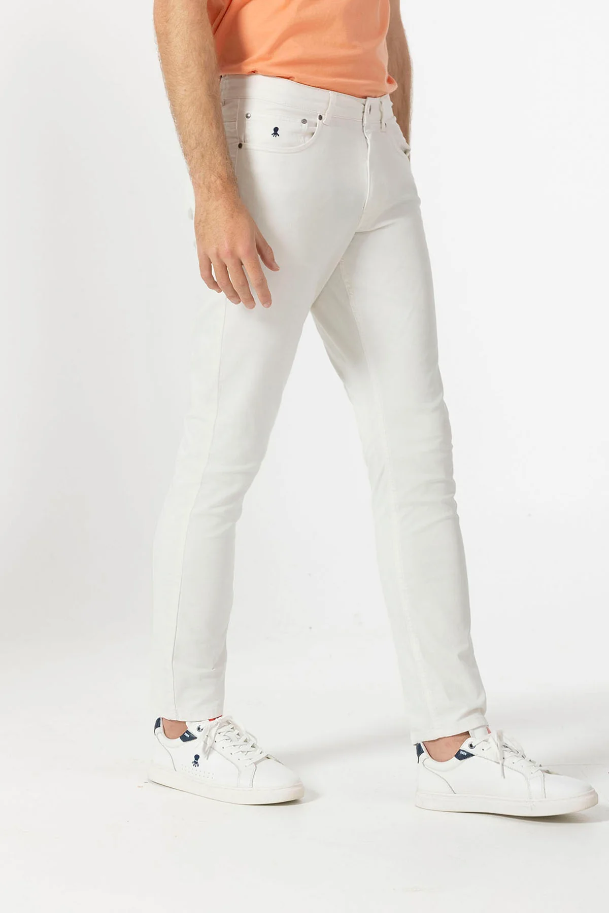 PANTALON 5 BOLSILLOS COLOR BLANCO PURO - Image 3