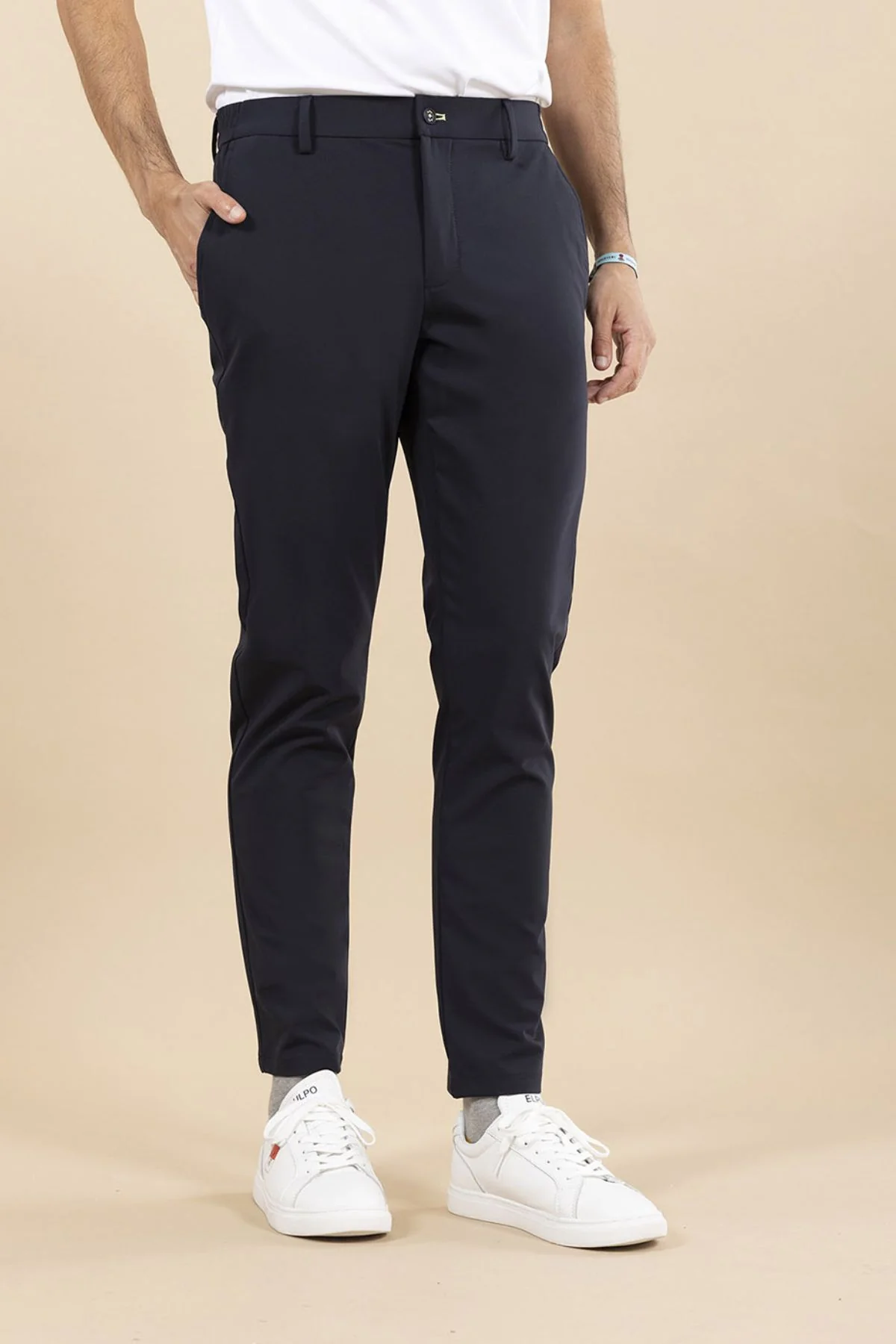 PANTALÓN PERFORMANCE AZUL MARINO - Image 3