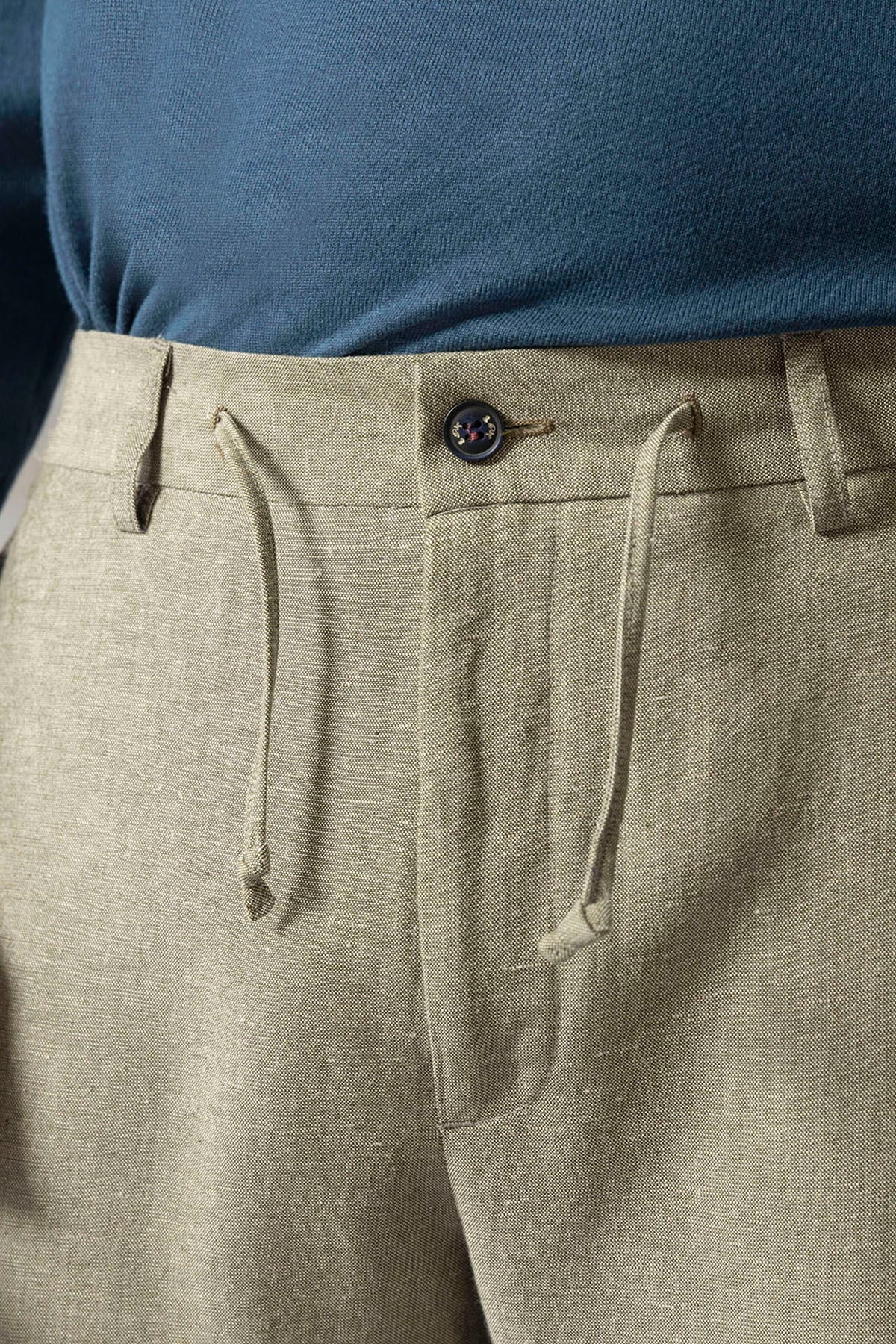 PANTALÓN RELAXED CON LINO VERDE DELAVÉ - Image 5