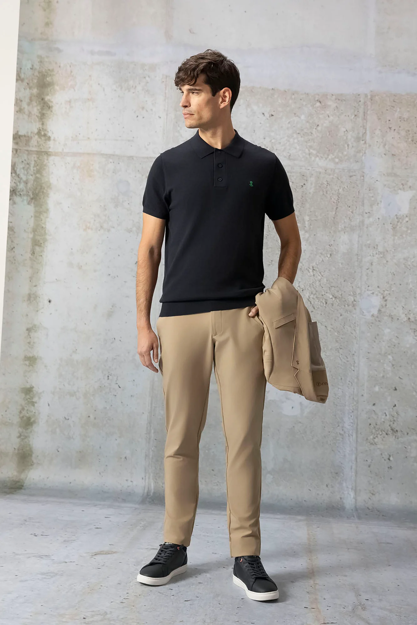 PANTALÓN TÉCNICO ULTRALIGERO TOPO - Image 5