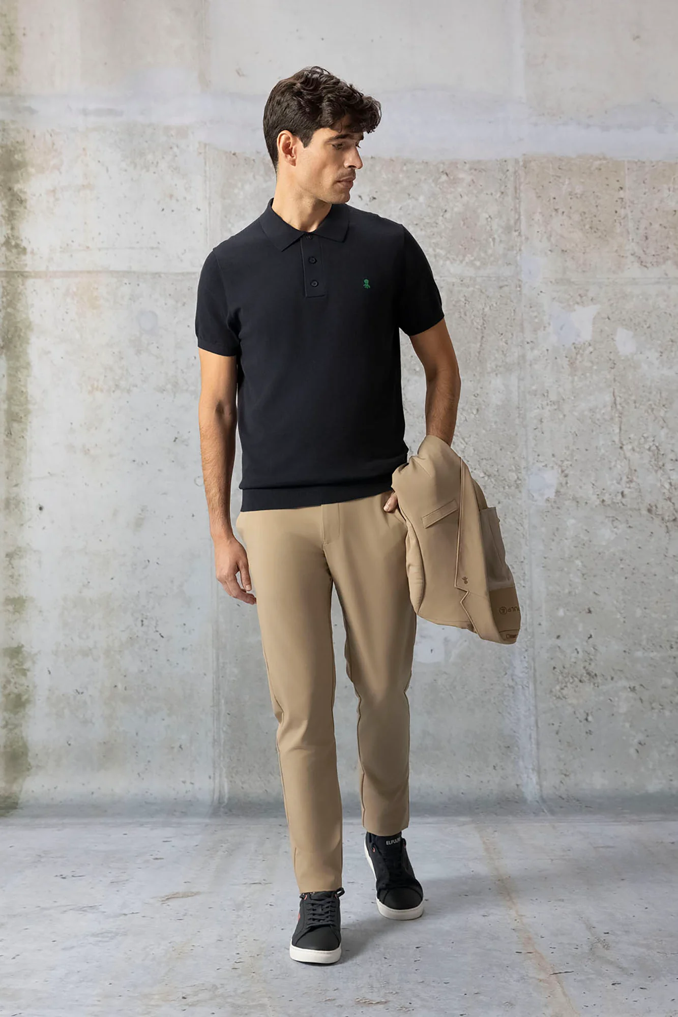 PANTALÓN TÉCNICO ULTRALIGERO TOPO - Image 6