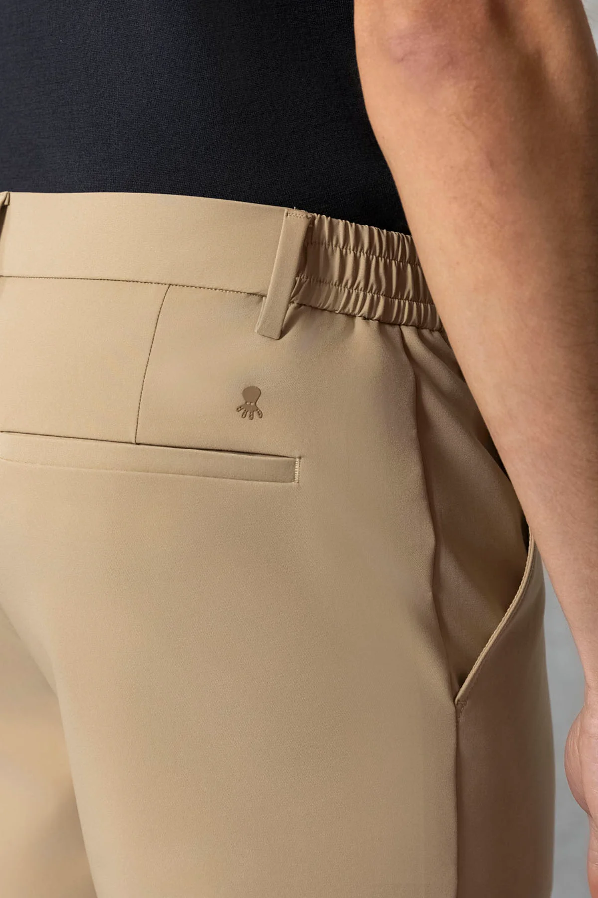 PANTALÓN TÉCNICO ULTRALIGERO TOPO - Image 8