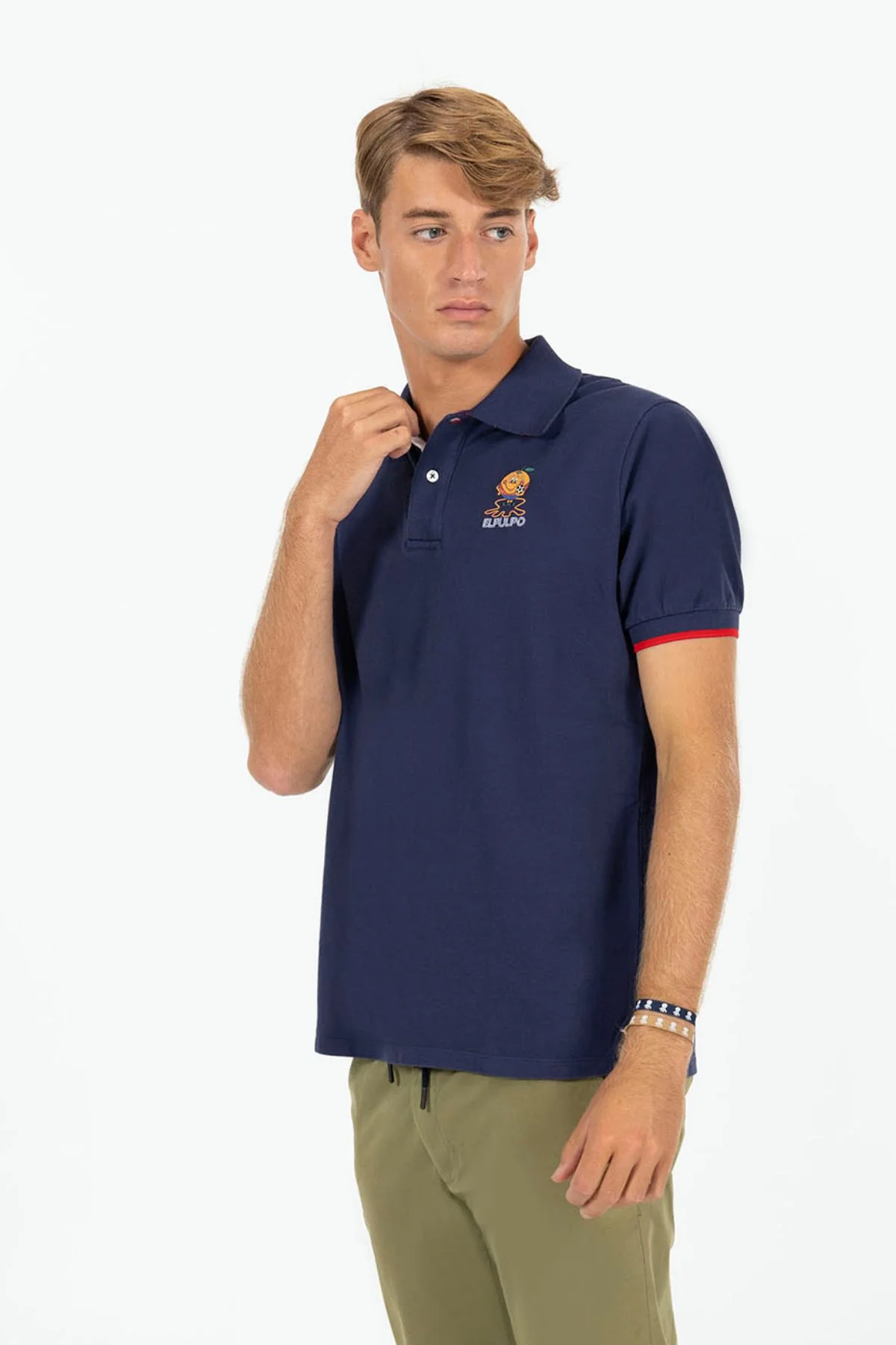 POLO ESTAMPADO ELPULPO Y NARANJITO CONTRASTES AZUL MARINO
