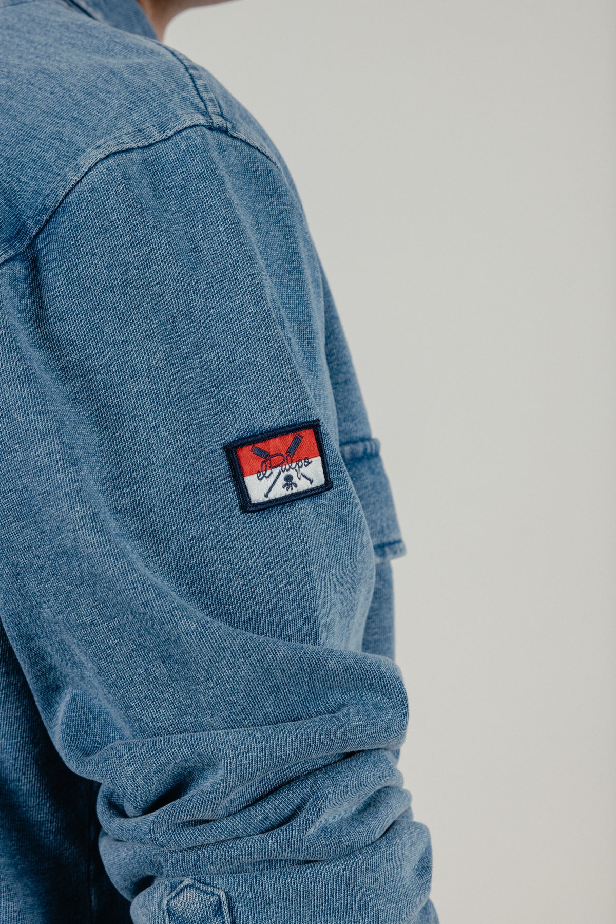 Sobrecamisa denim jersey dos bolsillos índigo - Image 5