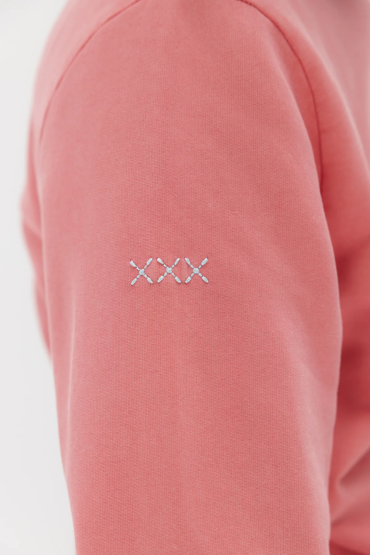 SUDADERA BÁSICA BORDADO A CONTRASTE ROSA CHICLE - Image 4