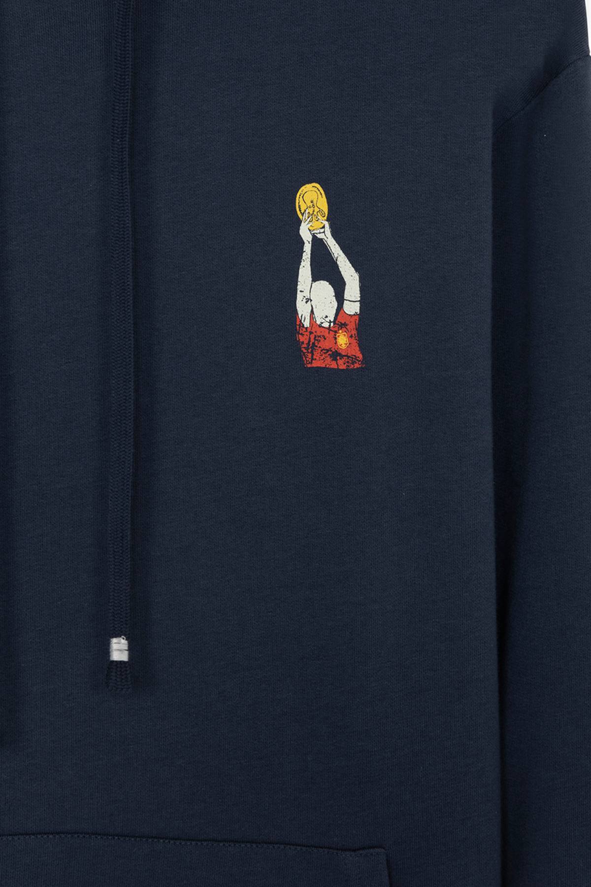 SUDADERA CAPUCHA ESTAMPADO VINTAGE FOOTBALL AZUL MARINO DELAVÉ - Image 15