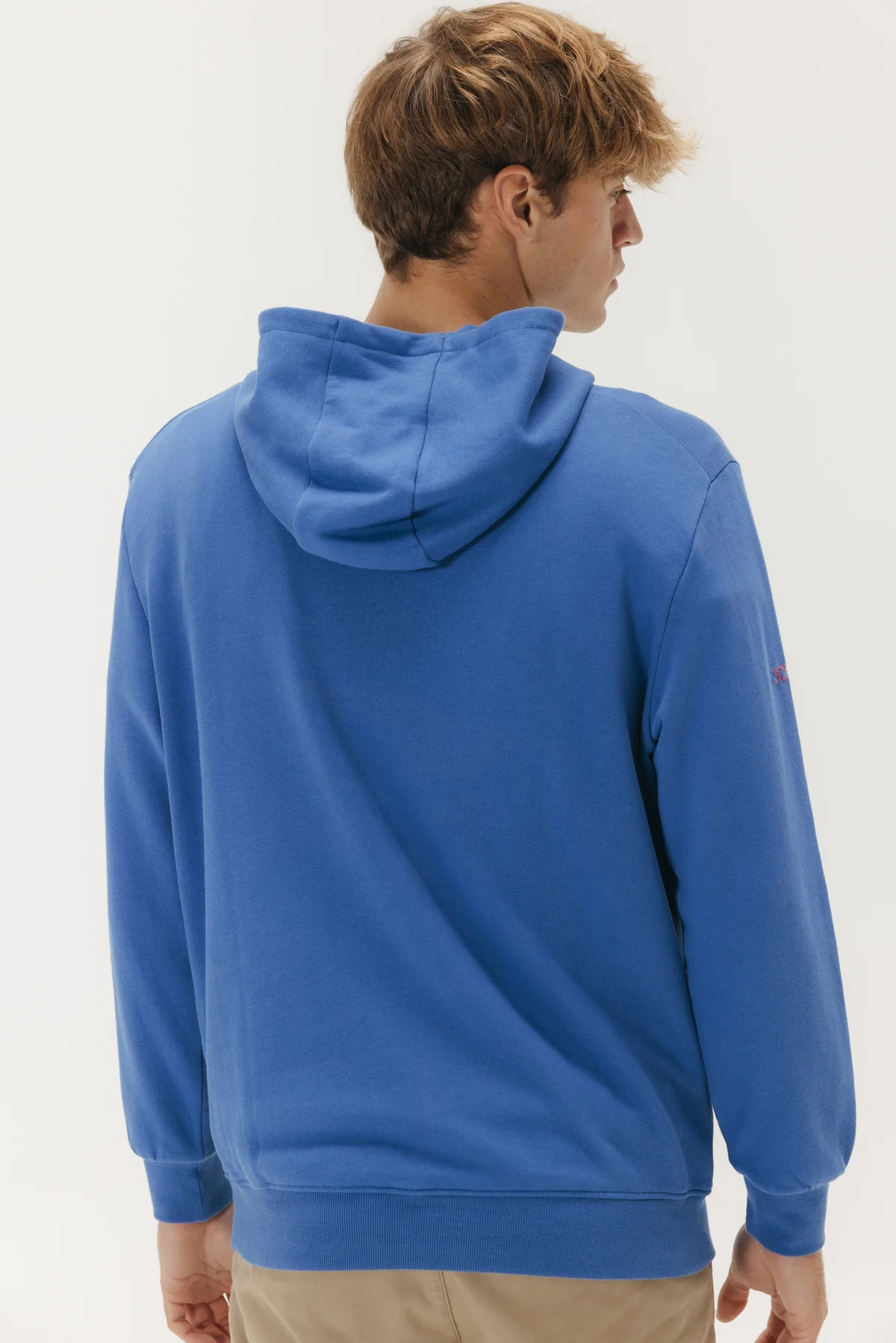 SUDADERA CAPUCHA LOGO BORDADO AZUL ELÉCTRICO - Image 5