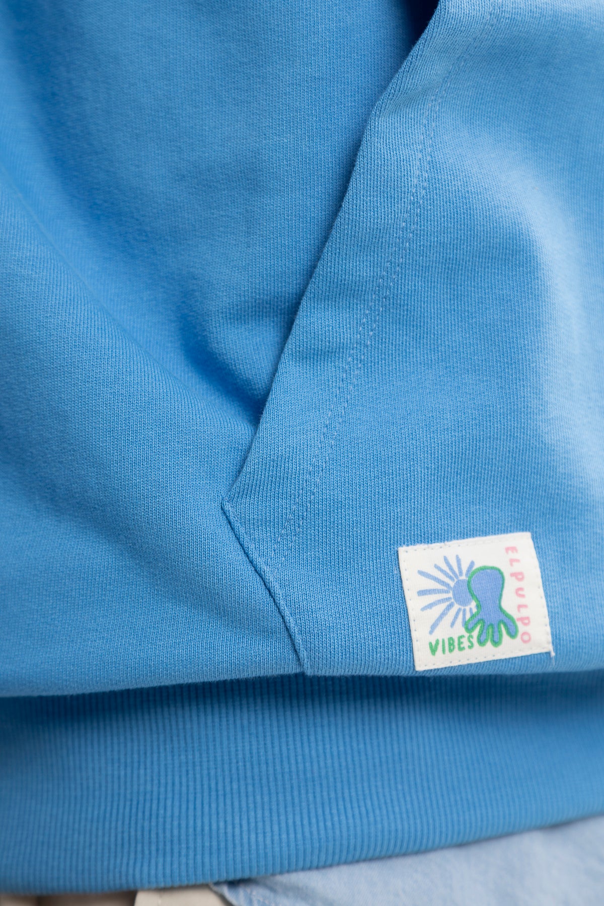Sudadera capucha logo multiposición azul lavanda - Image 5