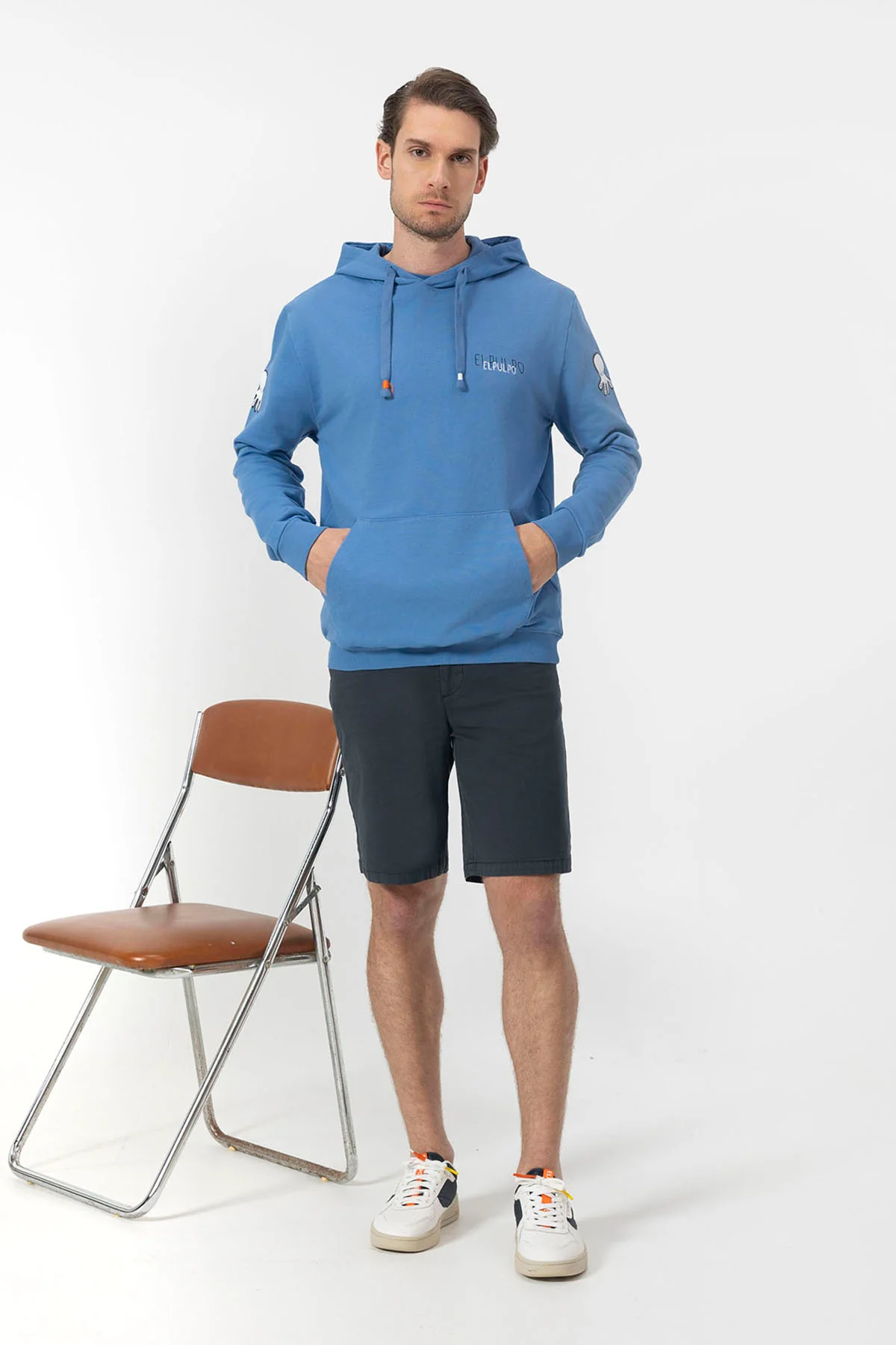 SUDADERA CAPUCHA LOGO TRIPLE DIBUJADO ÍNDIGO - Image 6