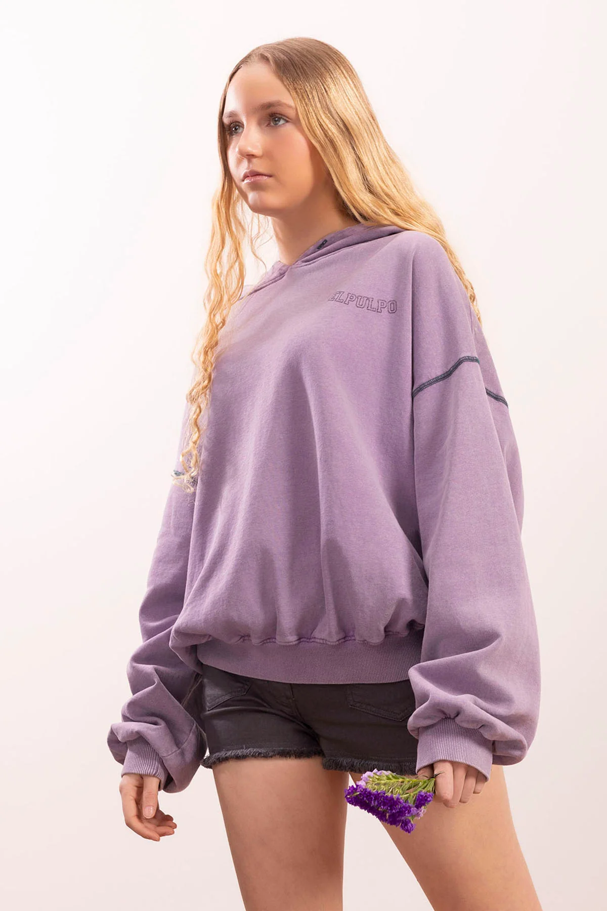 SUDADERA CAPUCHA TEEN ALAS MORADO - Image 7