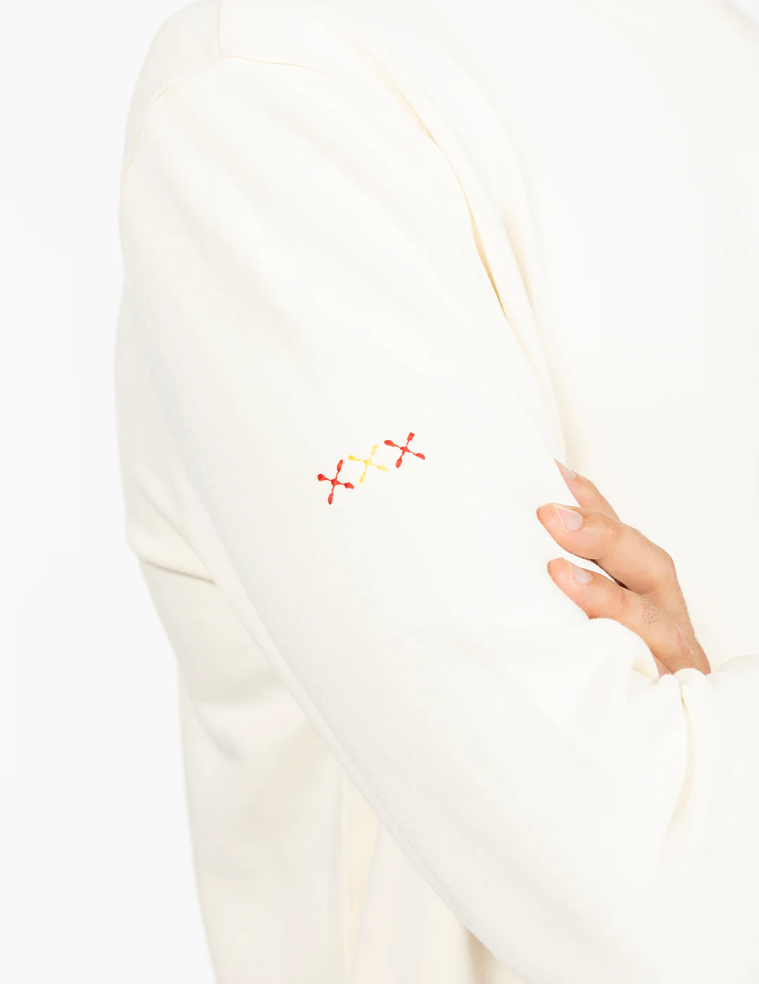 SUDADERA ESCUDO RFEF BLANCO ROTO - Image 3